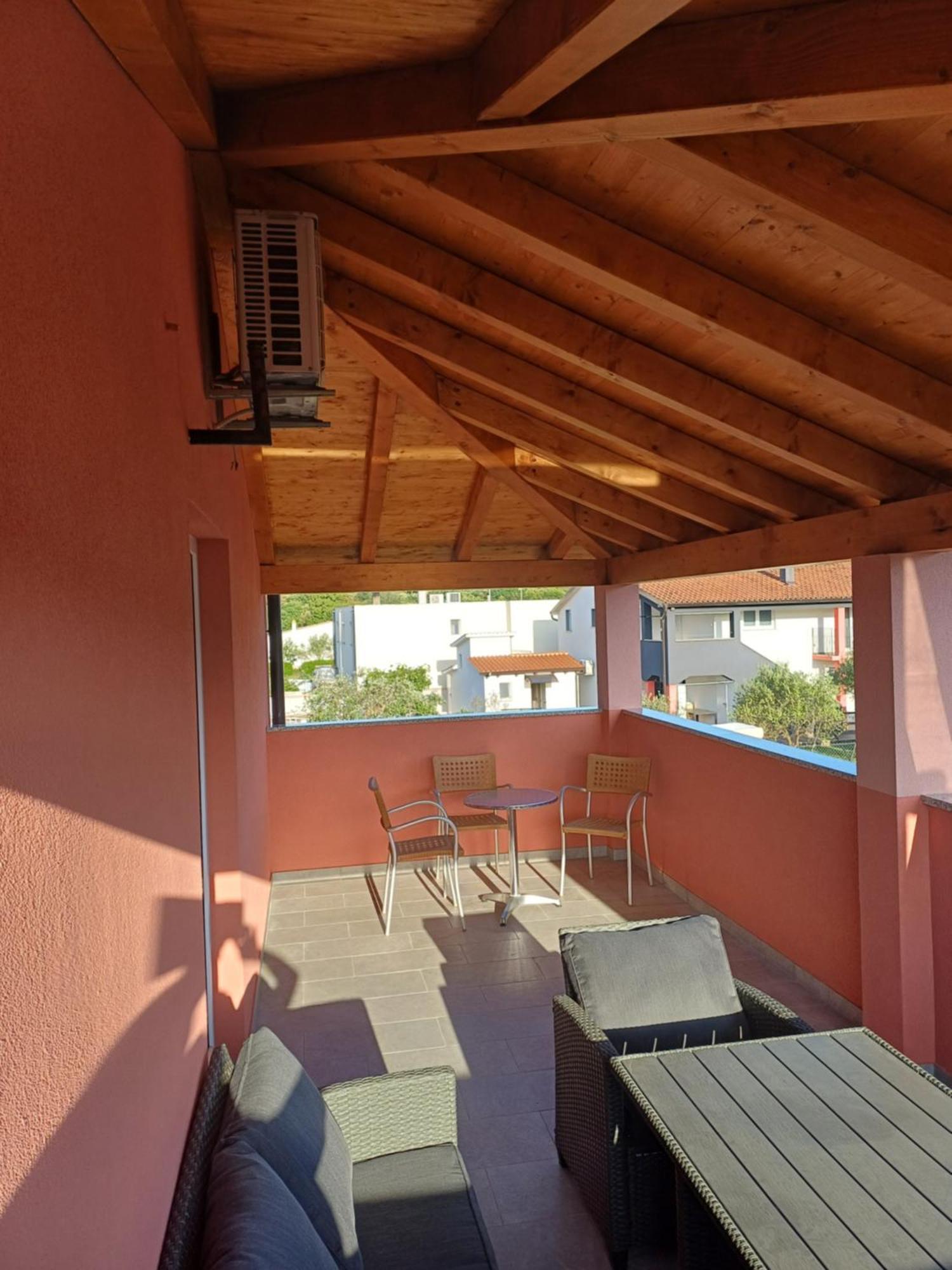 Apartma Gordana Pula